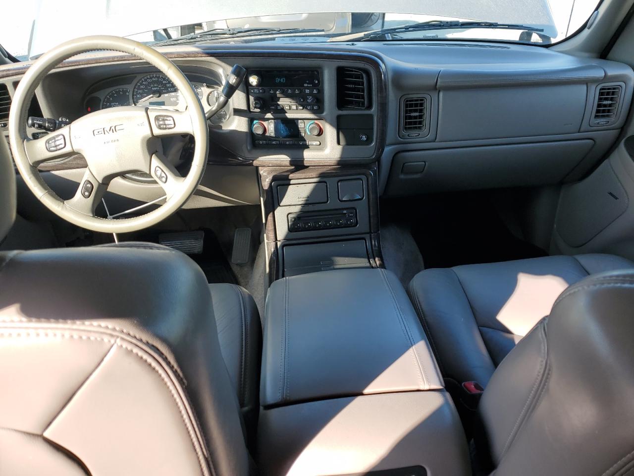 2003 GMC Yukon Xl Denali VIN: 1GKFK66U63J300842 Lot: 60450465