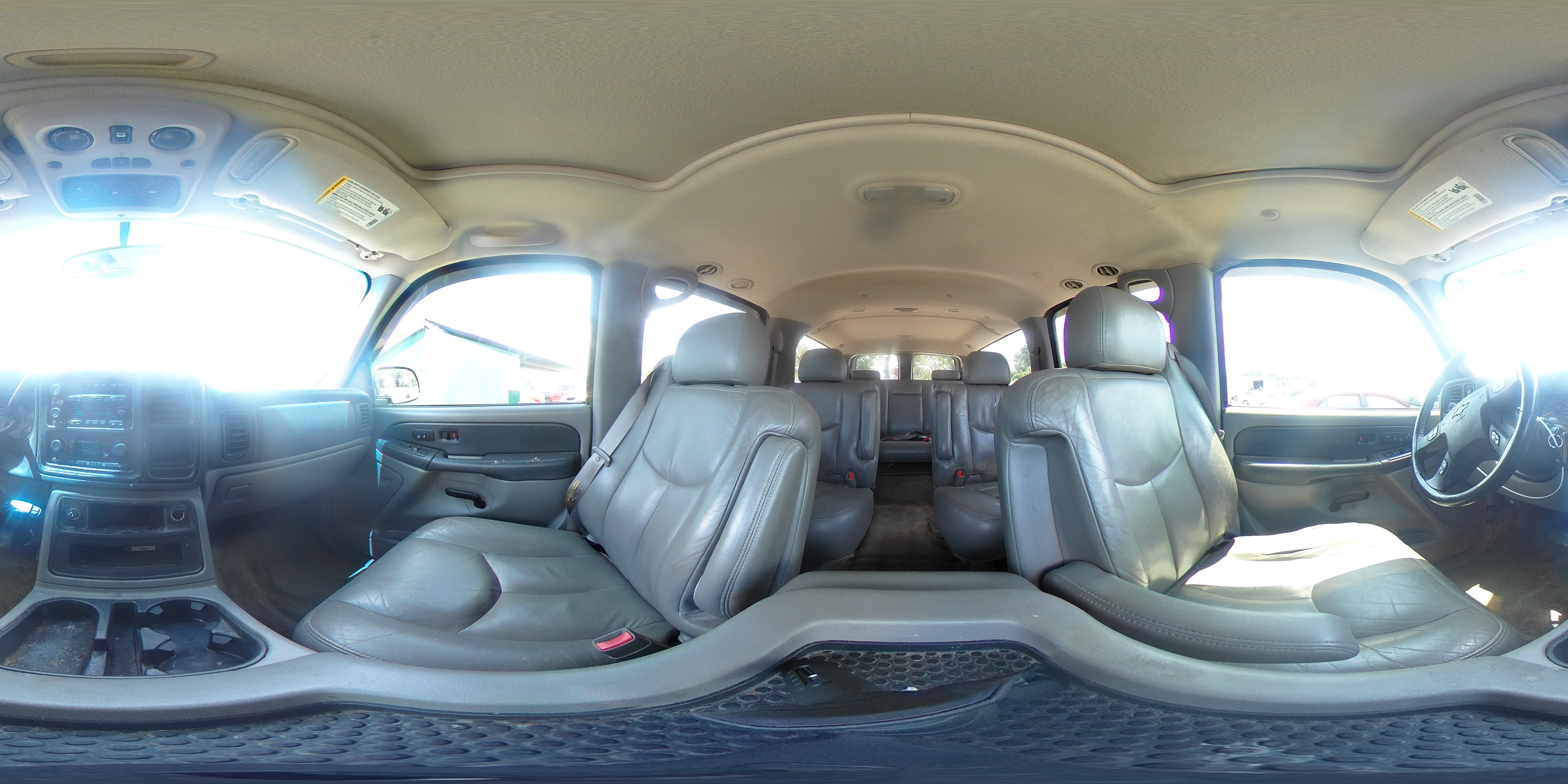 2003 Chevrolet Suburban K1500 VIN: 1GNFK16Z73J210407 Lot: 62556615