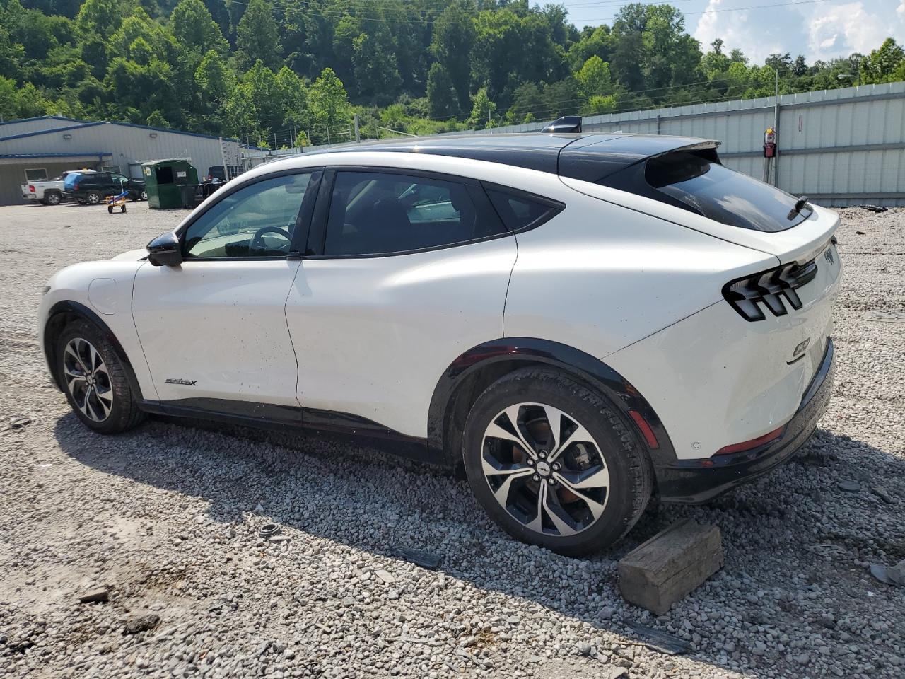 FORD MUSTANG 2023 VIN 3FMTK3SU7PMA77556 photo 2