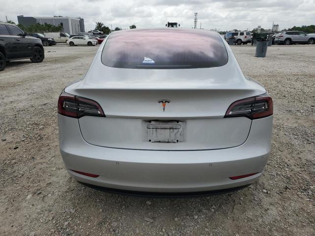  TESLA MODEL 3 2018 Silver