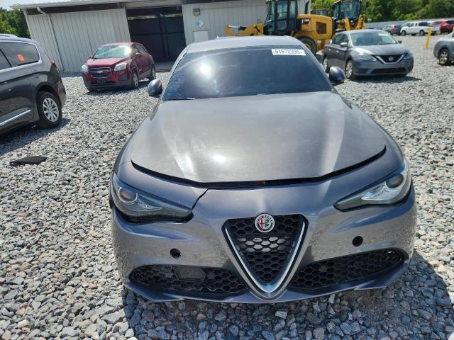  ALFA ROMEO GIULIA 2017 Szary