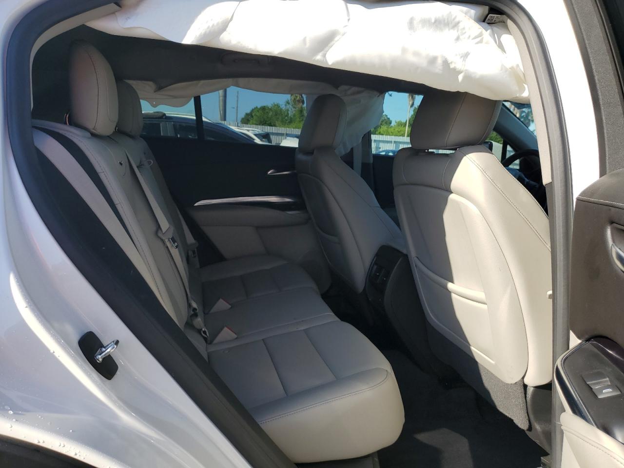 2023 Cadillac Xt4 Luxury VIN: 1GYAZAR42PF219114 Lot: 61830125