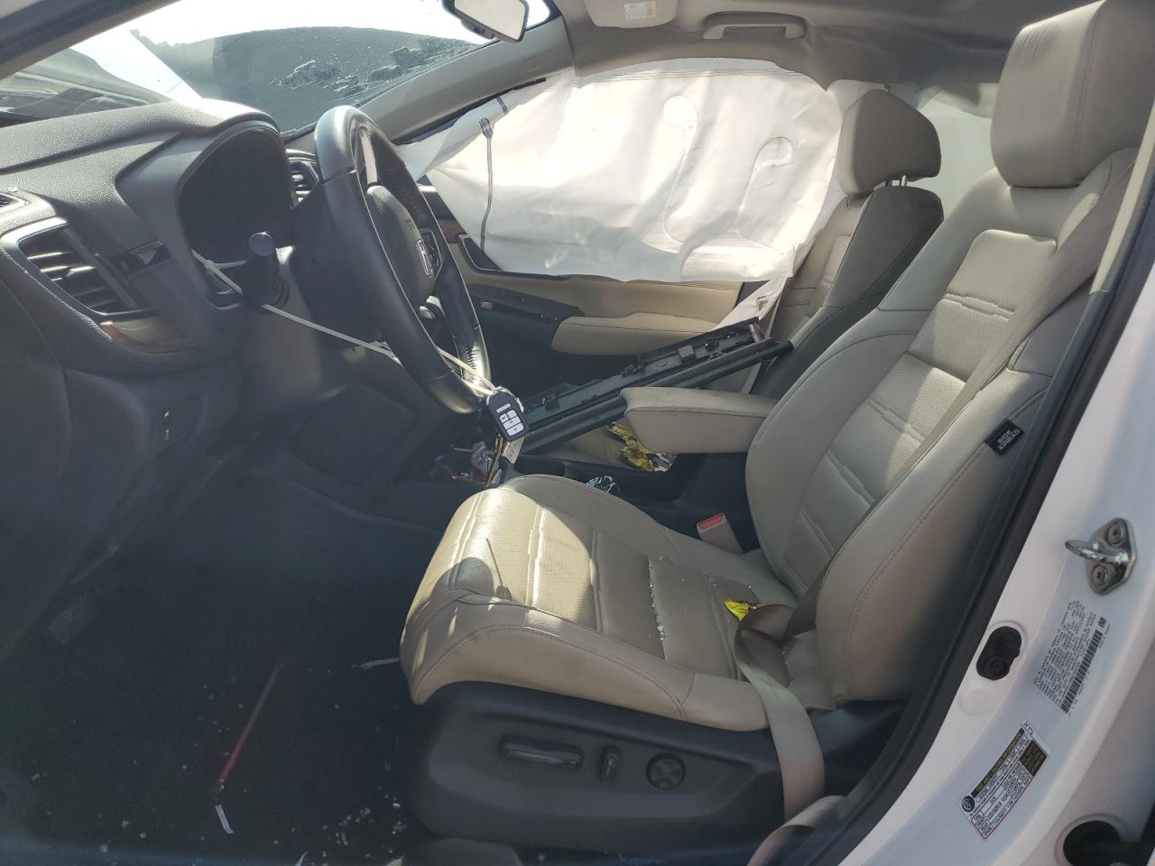 2019 Honda Cr-V Touring VIN: 2HKRW1H98KH500220 Lot: 58670695