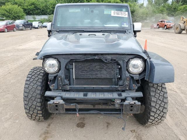 Parquets JEEP WRANGLER 2017 Szary