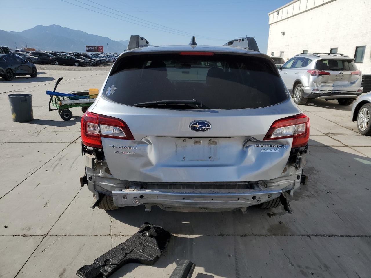 SUBARU OUTBACK 2016 VIN 4S4BSAFC4G3270136 photo 6