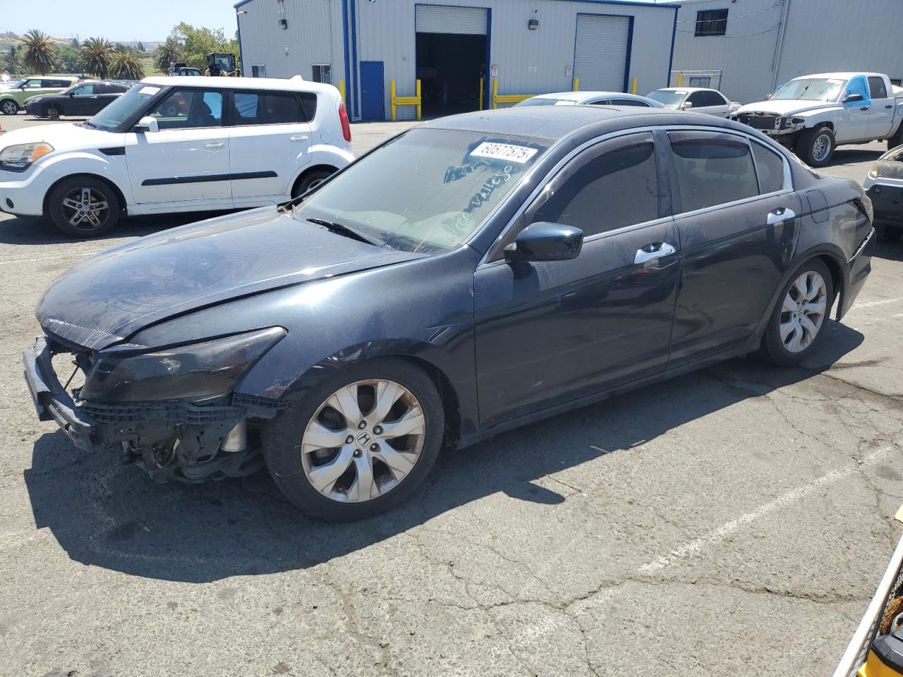 2010 Honda Accord Exl for Sale in Vallejo, CA - Vandalism