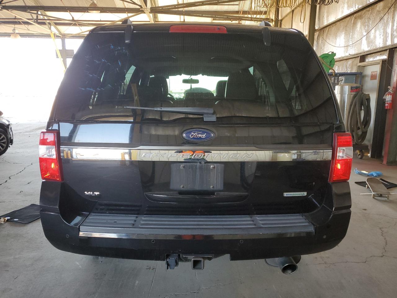 2017 Ford Expedition Xlt VIN: 1FMJU1HT8HEA83670 Lot: 62404345