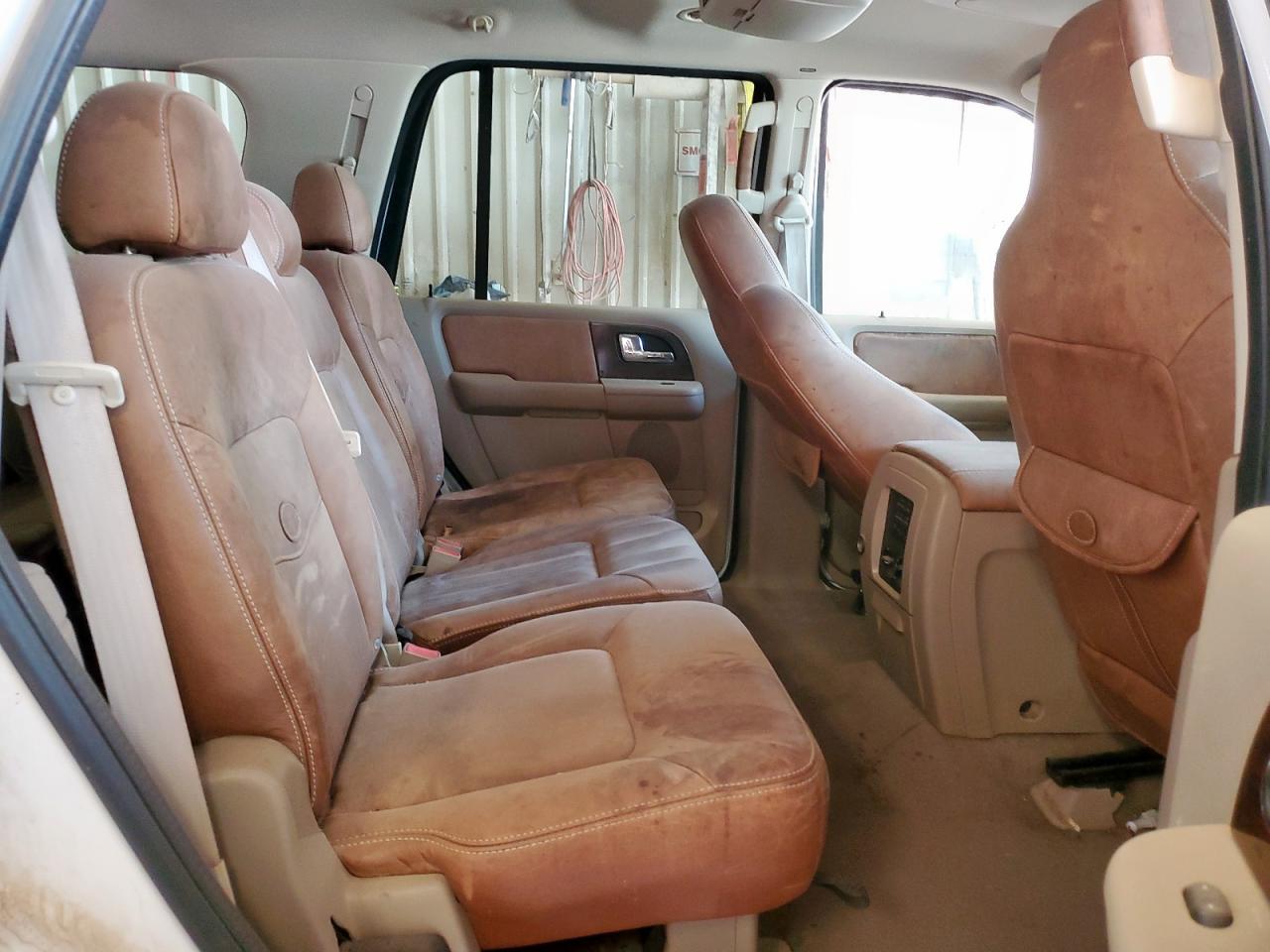 2005 Ford Expedition Eddie Bauer VIN: 1FMFU17525LA60417 Lot: 61835625
