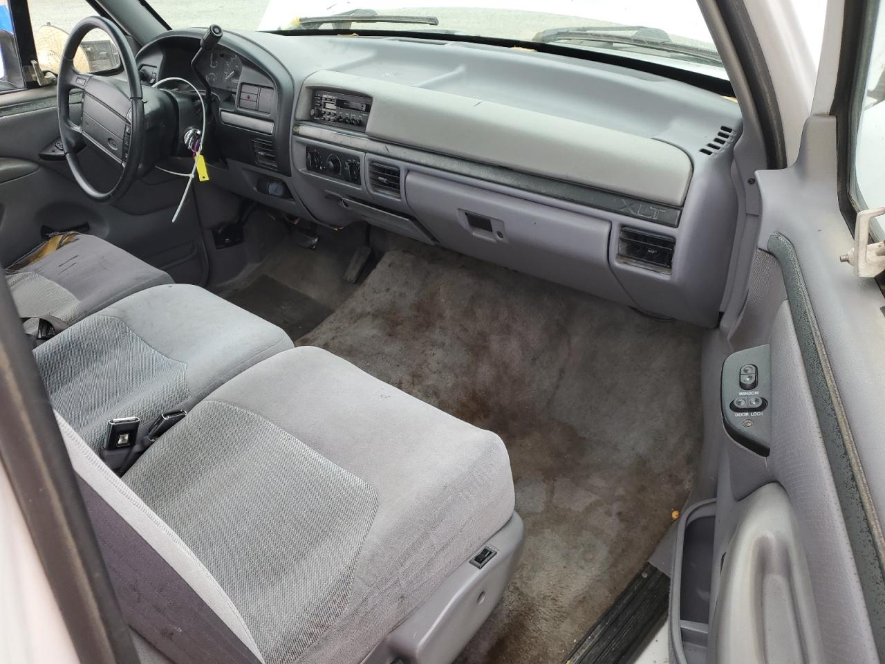 1994 Ford F150 VIN: 1FTEF15N3RLB27397 Lot: 61598425