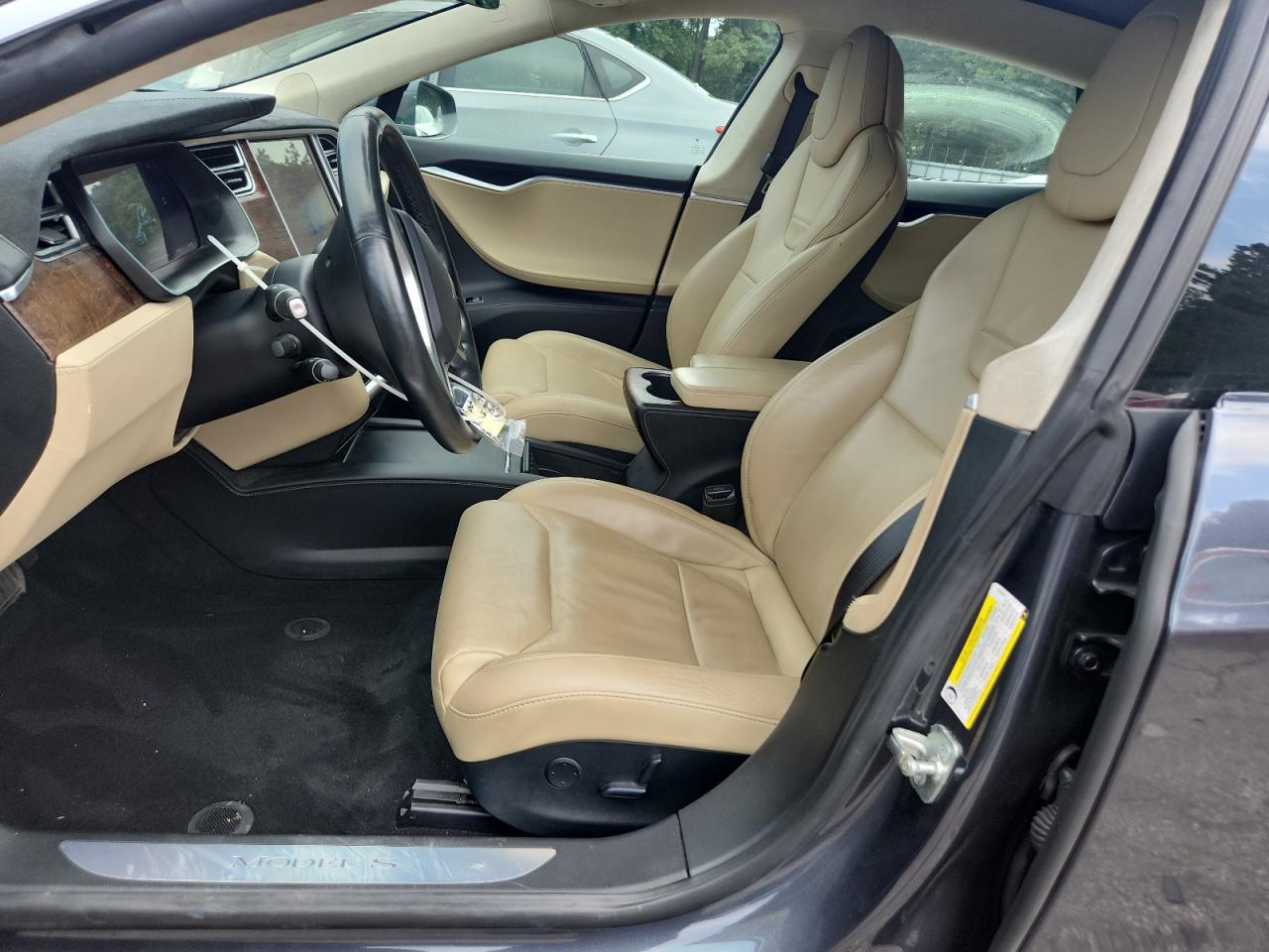2017 Tesla Model S VIN: 5YJSA1E18HF193461 Lot: 61040785