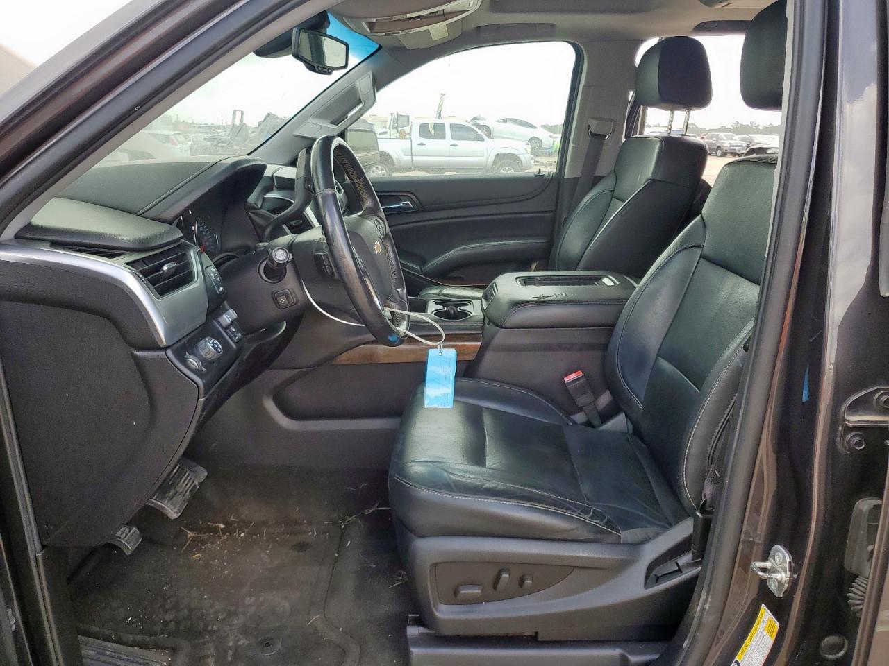2015 Chevrolet Suburban C1500 Lt VIN: 1GNSCJKC7FR736930 Lot: 61686345