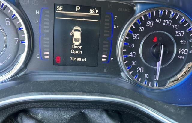 Sedans CHRYSLER 200 2016 Gray