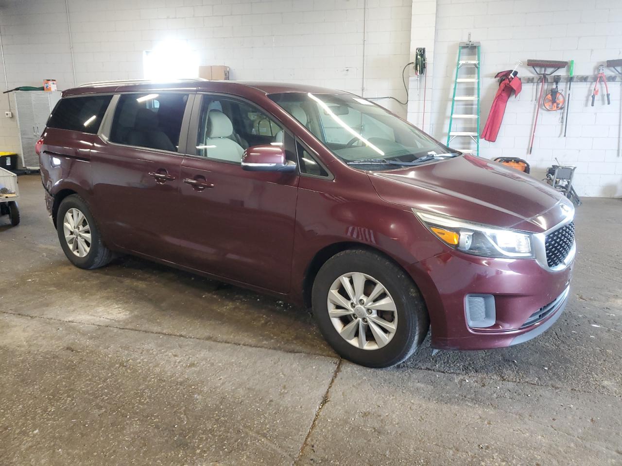 KIA All Models 2016 VIN KNDMB5C19G6092715 zdjęcie 4