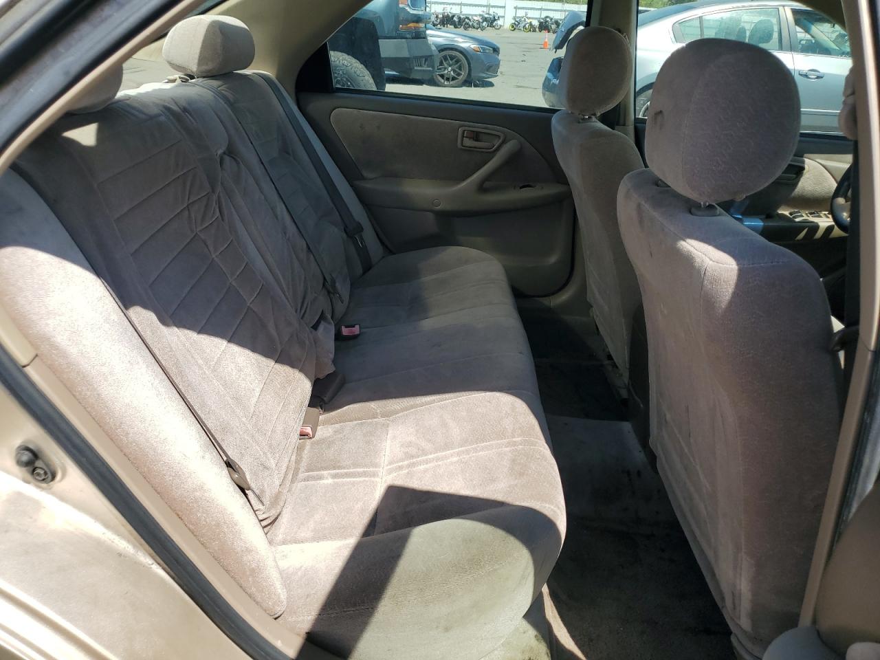 1999 Toyota Camry Le VIN: JT2BF22K8X0180476 Lot: 61255615
