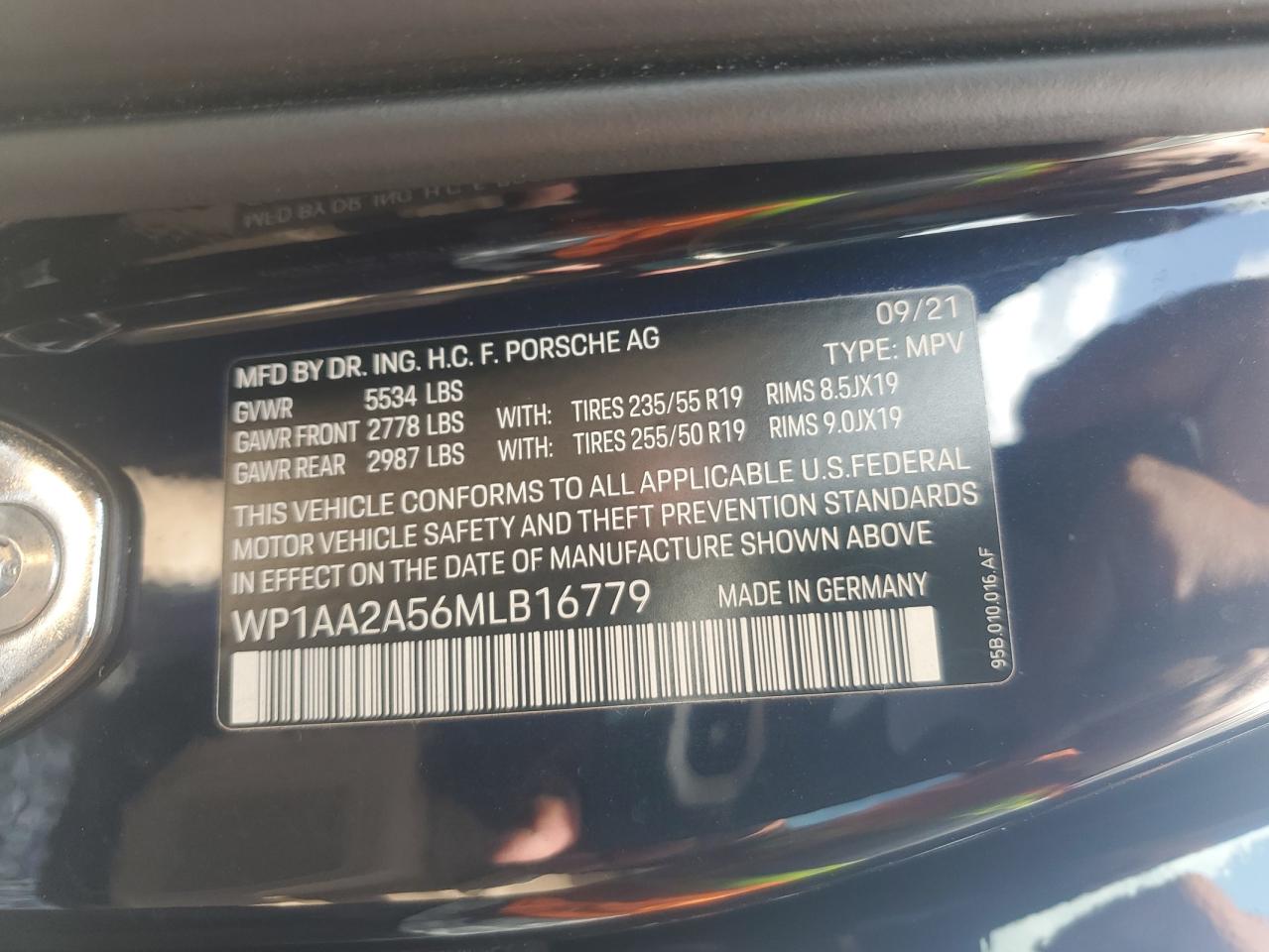 2021 Porsche Macan VIN: WP1AA2A56MLB16779 Lot: 62978645