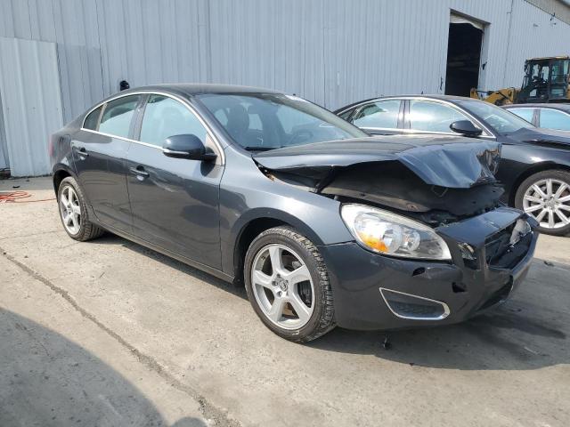  VOLVO S60 2013 Gray