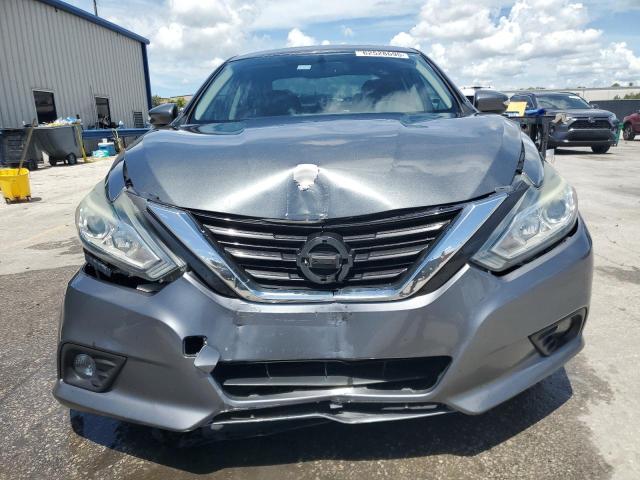  NISSAN ALTIMA 2018 Szary