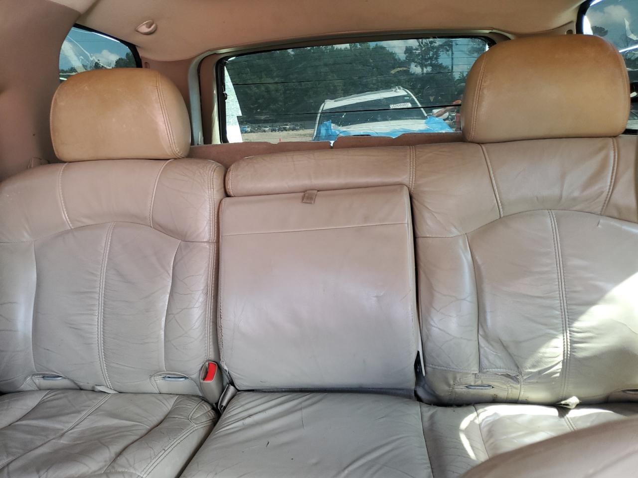 2002 Chevrolet Tahoe C1500 VIN: 1GNEC13Z52R250756 Lot: 62555955