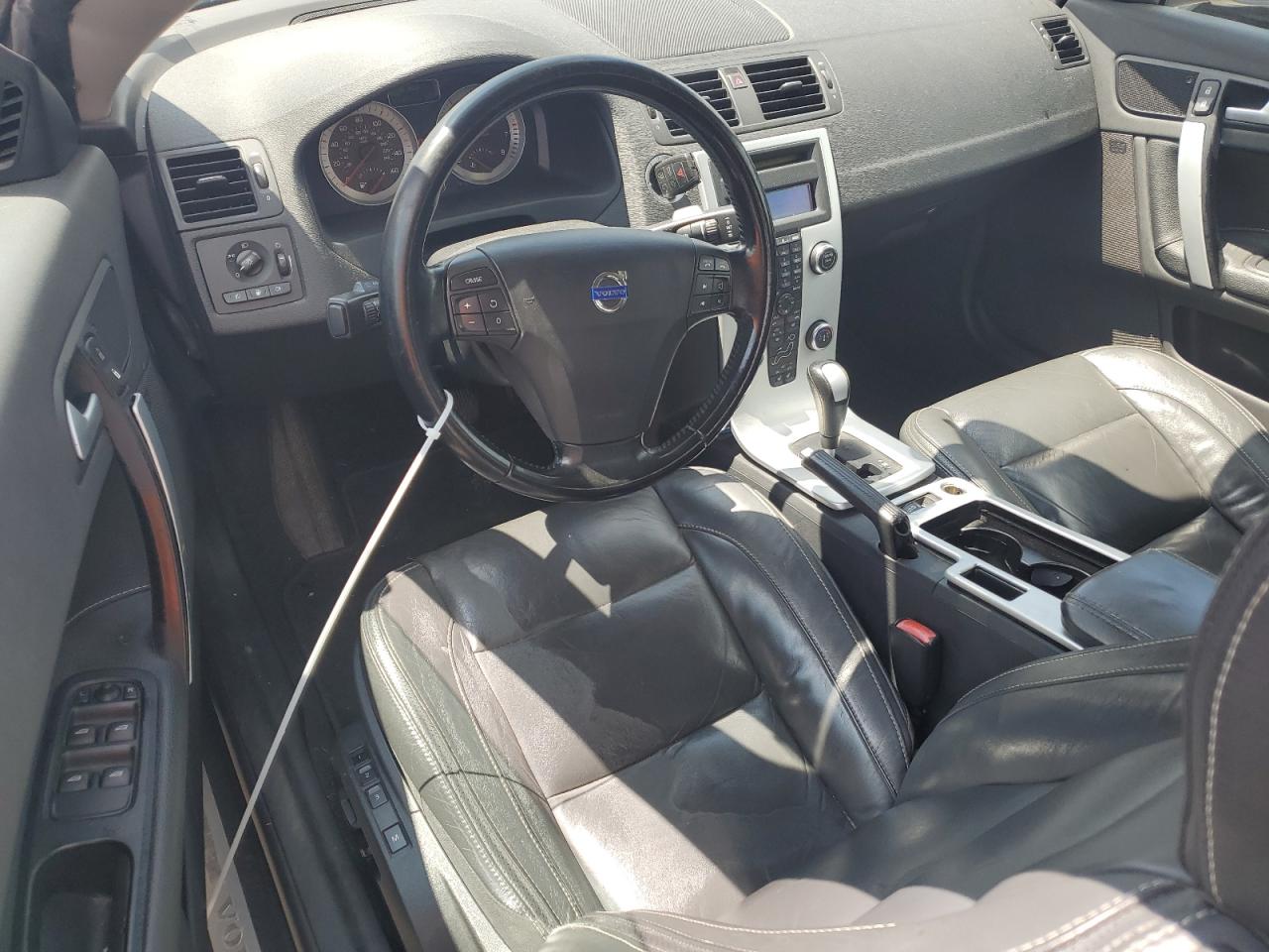 2011 Volvo C70 T5 VIN: YV1672MC0BJ113248 Lot: 61896955