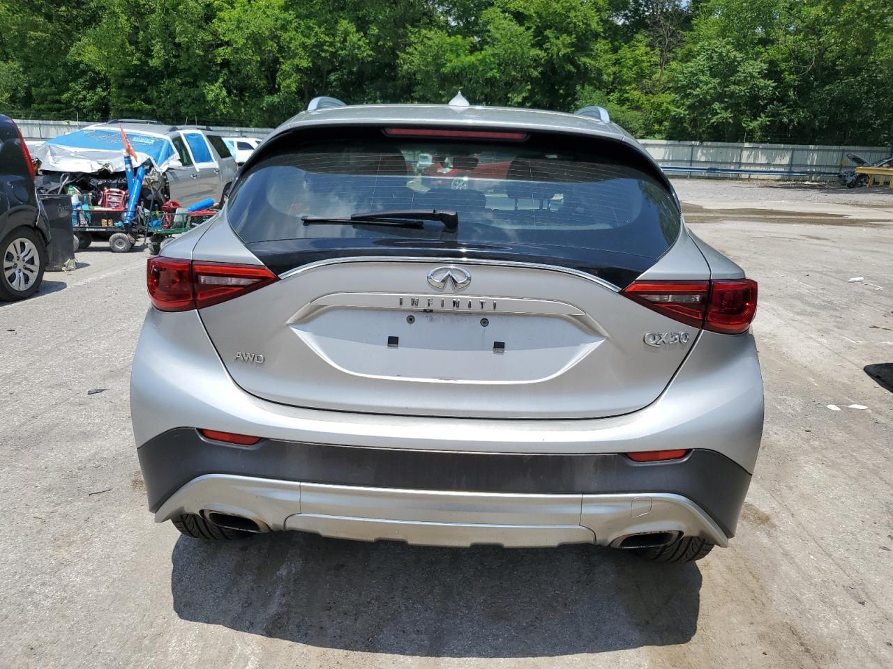2017 Infiniti Qx30 Base VIN: SJKCH5CR5HA033754 Lot: 62792285