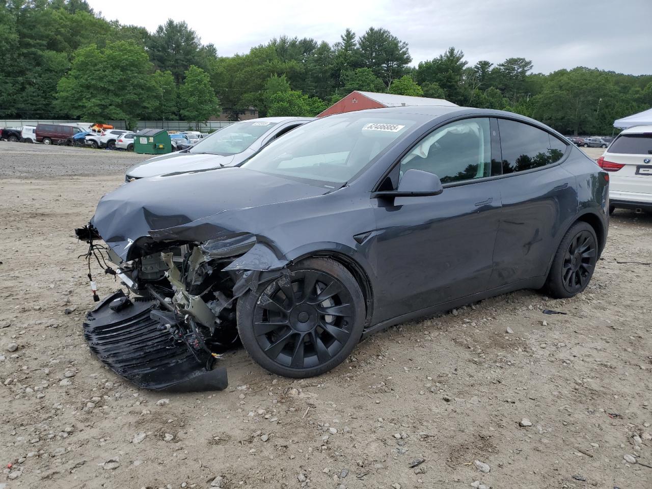 TESLA MODEL Y 2025 VIN 7SAYGDEE2SA340278