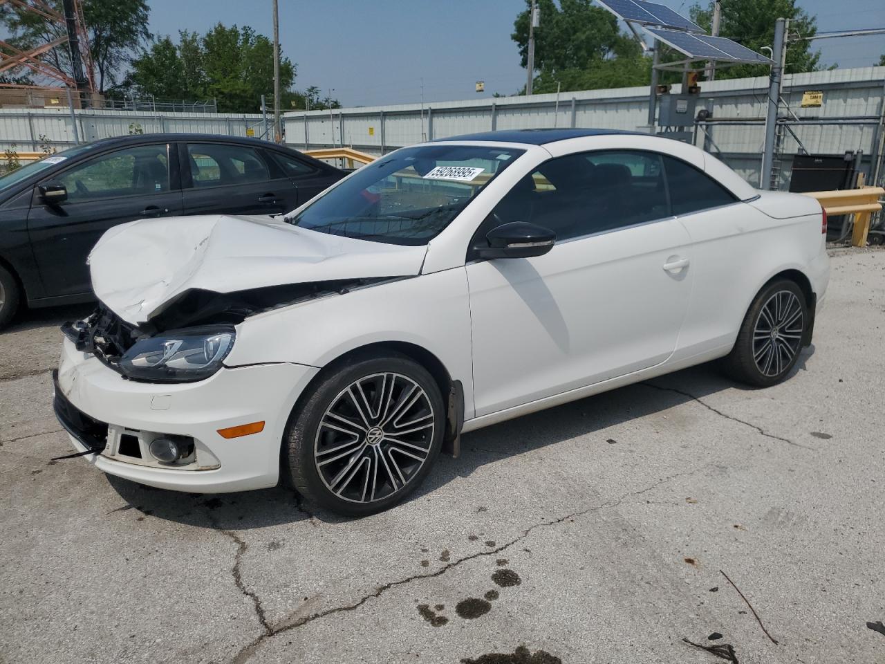 2014 Volkswagen Eos Komfort en Venta en Dyer, IN - Front End