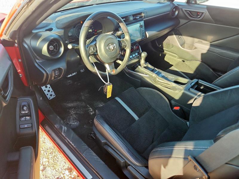  TOYOTA GR 86 PREM 2022 Красный