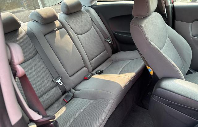 Coupet HYUNDAI ELANTRA 2014 Red