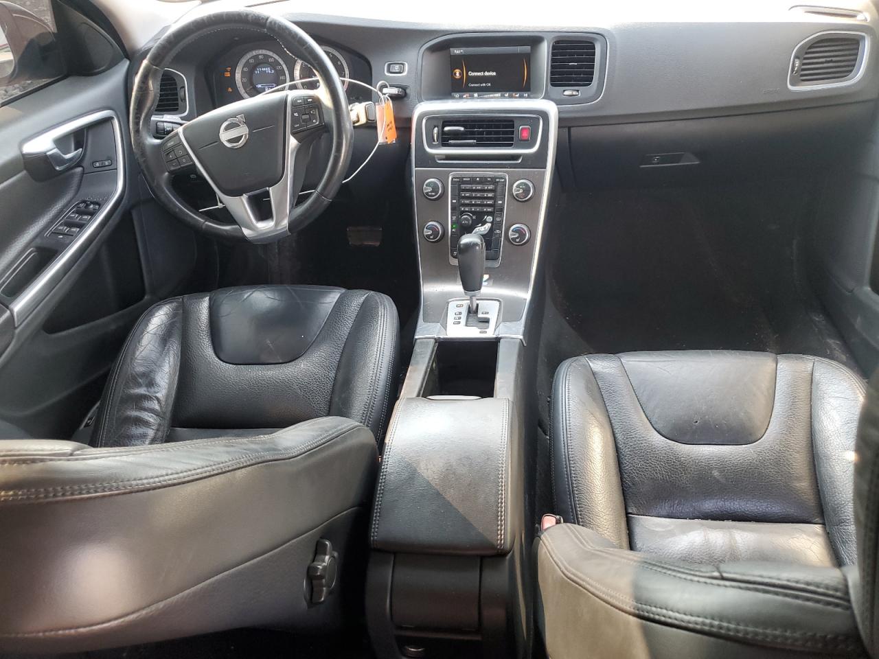 2011 Volvo S60 T6 VIN: YV1902FH6B2015880 Lot: 62370235
