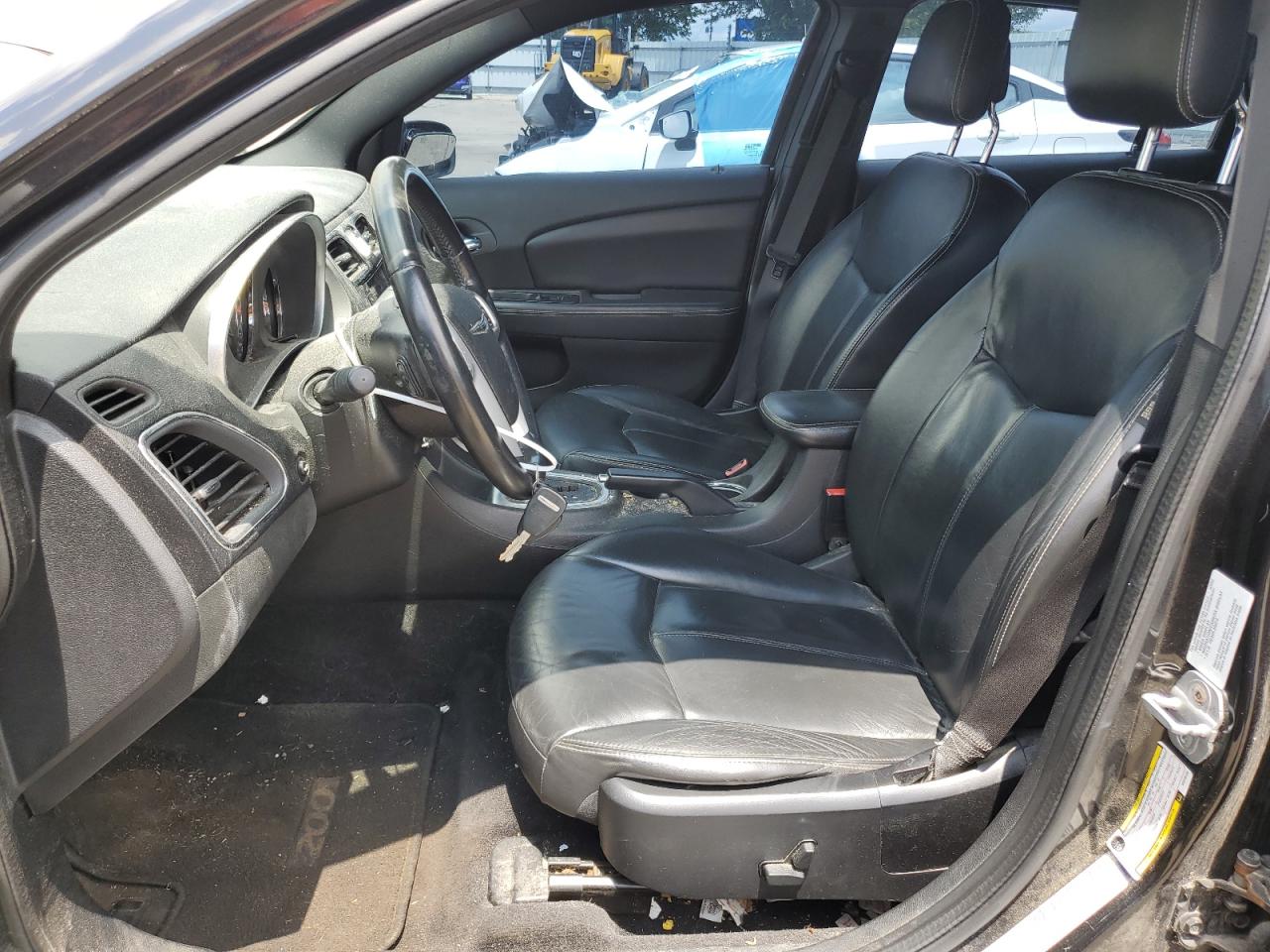 2011 Chrysler 200 Limited VIN: 1C3BC2FG7BN518438 Lot: 61757575