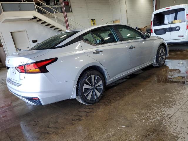  NISSAN ALTIMA 2022 Gray