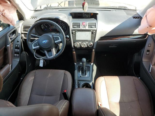  SUBARU FORESTER 2017 Gold