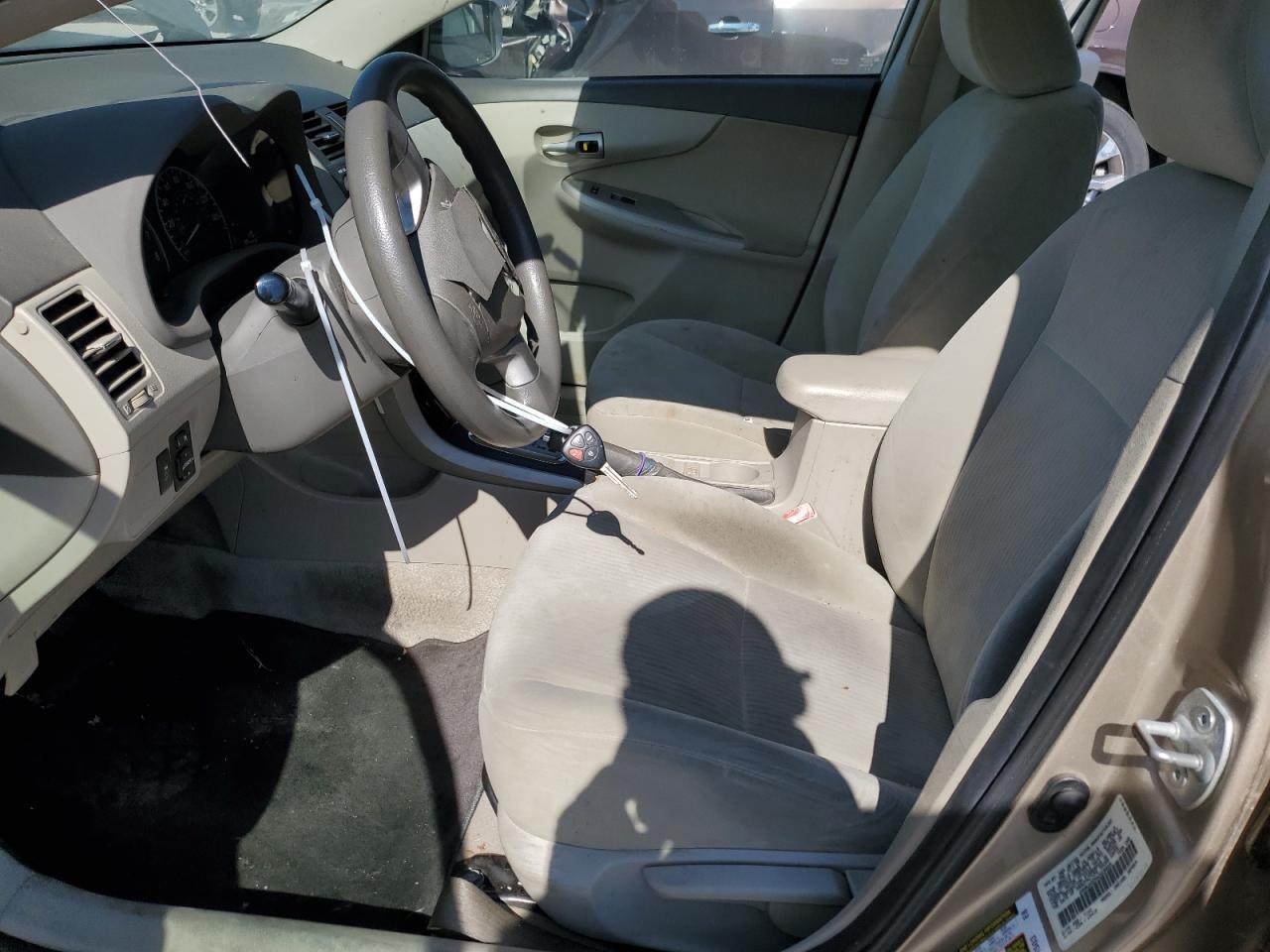 TOYOTA COROLLA 2010 VIN 1NXBU4EE5AZ208826 фото 7