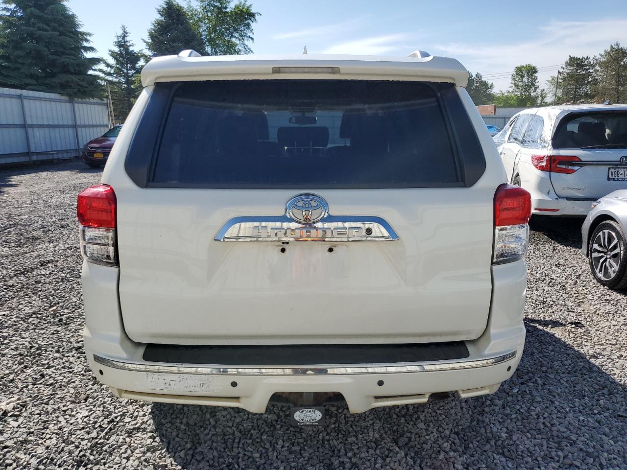 2011 Toyota 4Runner Sr5 VIN: JTEBU5JR2B5036068 Lot: 63075755