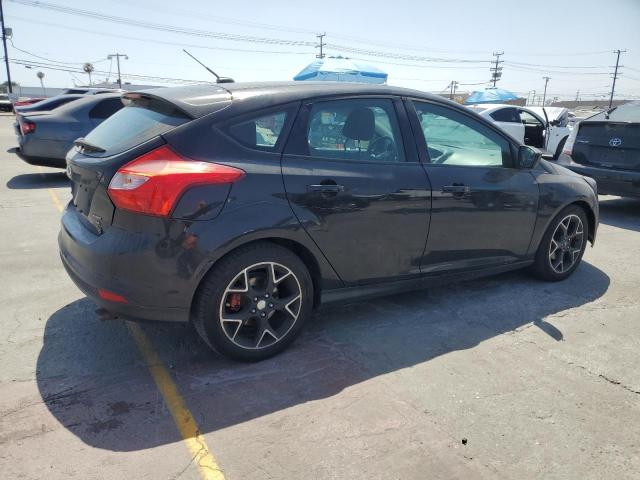 Hatchbacks FORD FOCUS 2012 Black