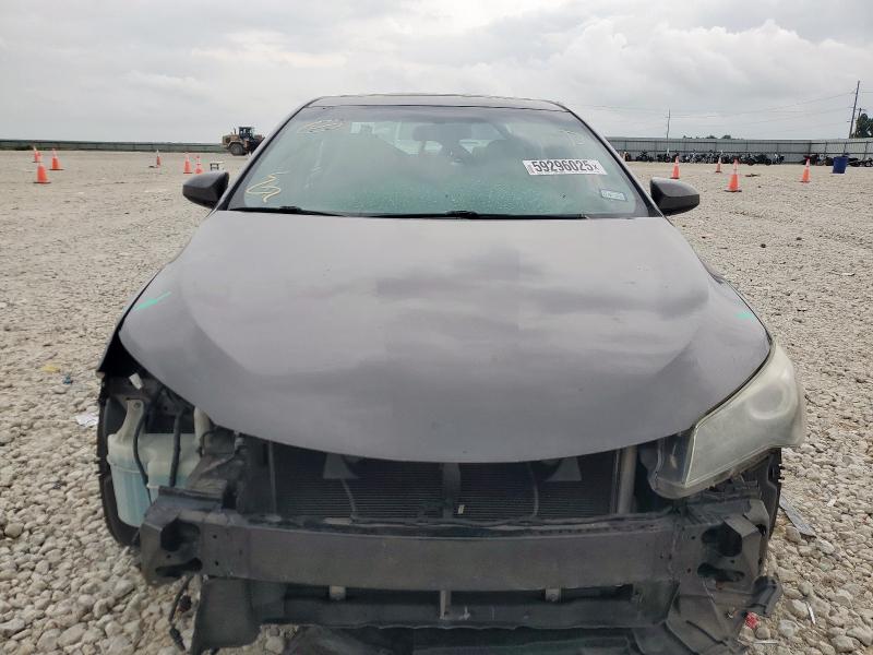Sedans TOYOTA CAMRY 2015 Gray