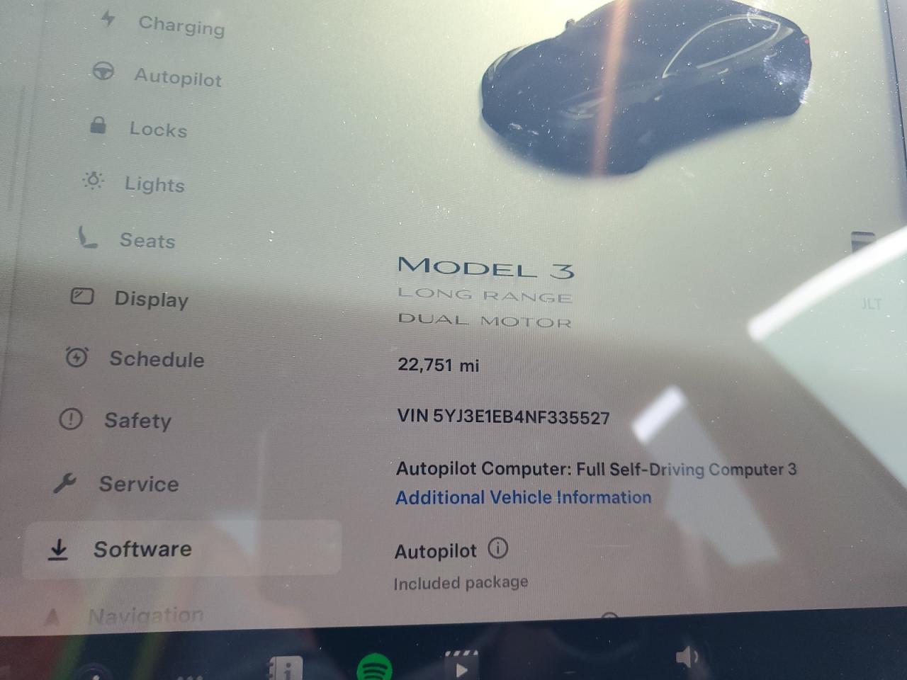 2022 Tesla Model 3 VIN: 5YJ3E1EB4NF335527 Lot: 70220875