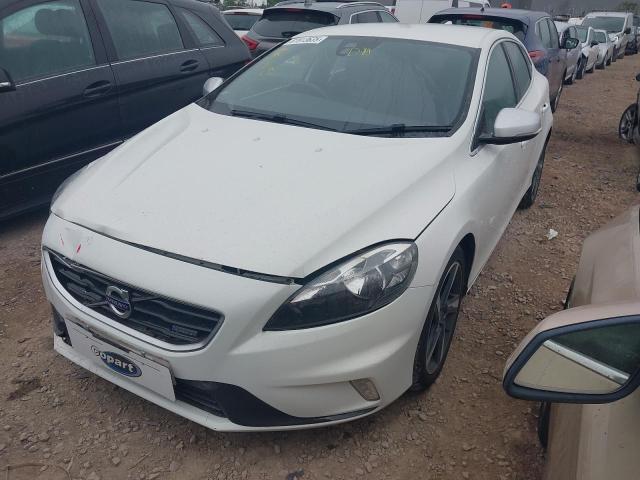 VOLVO V40 R-DESI 2014