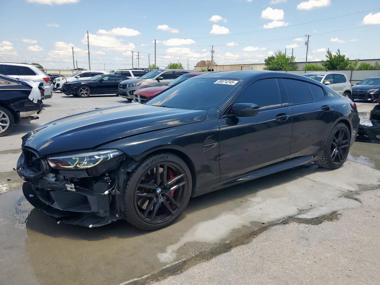 2021 BMW M8