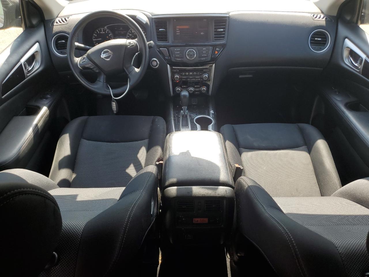 2018 Nissan Pathfinder S VIN: 5N1DR2MN5JC677727 Lot: 62847605