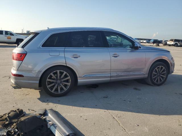  AUDI Q7 2017 Srebrny