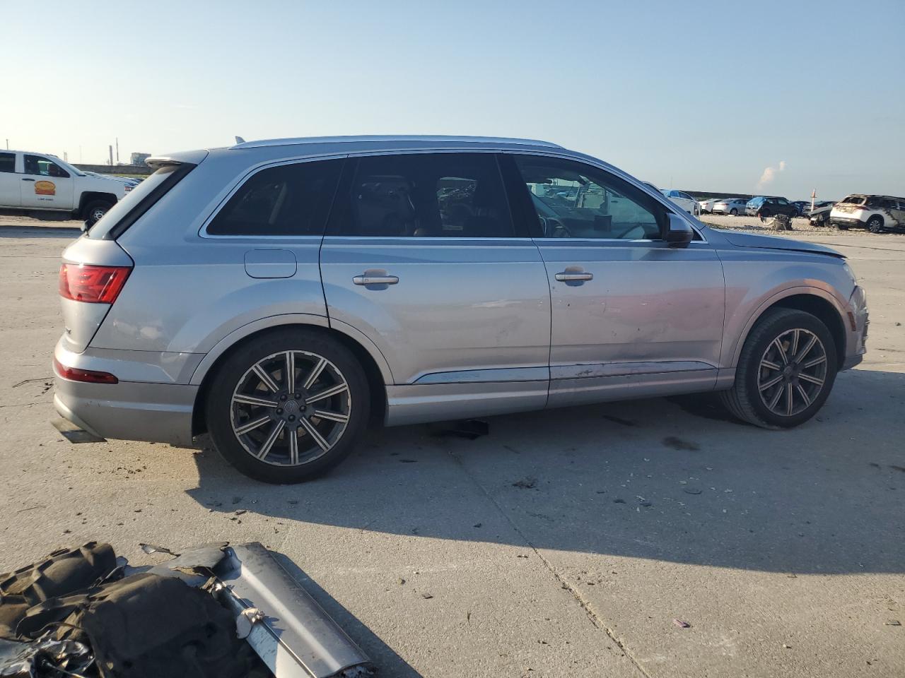 2017 Audi Q7 Premium Plus VIN: WA1LAAF78HD000508 Lot: 62464605