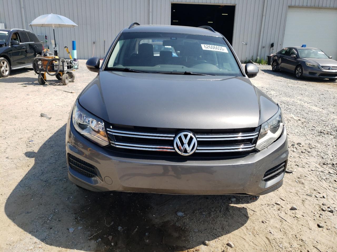 VOLKSWAGEN TIGUAN 2017 VIN WVGAV7AX9HK018499 photo 5
