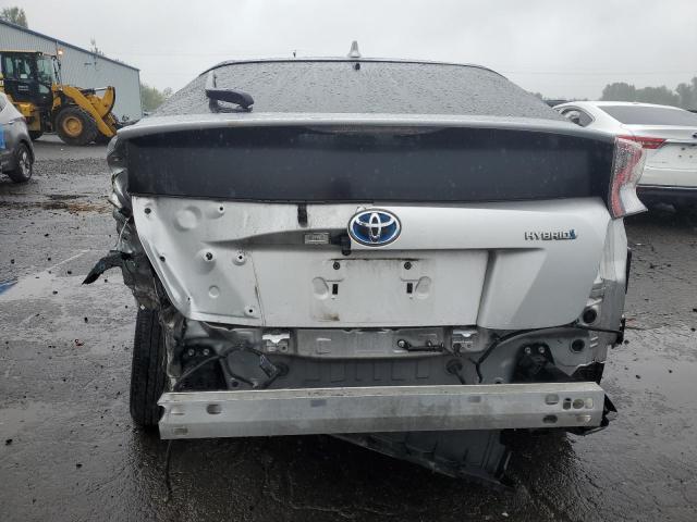  TOYOTA PRIUS 2017 Серебристый