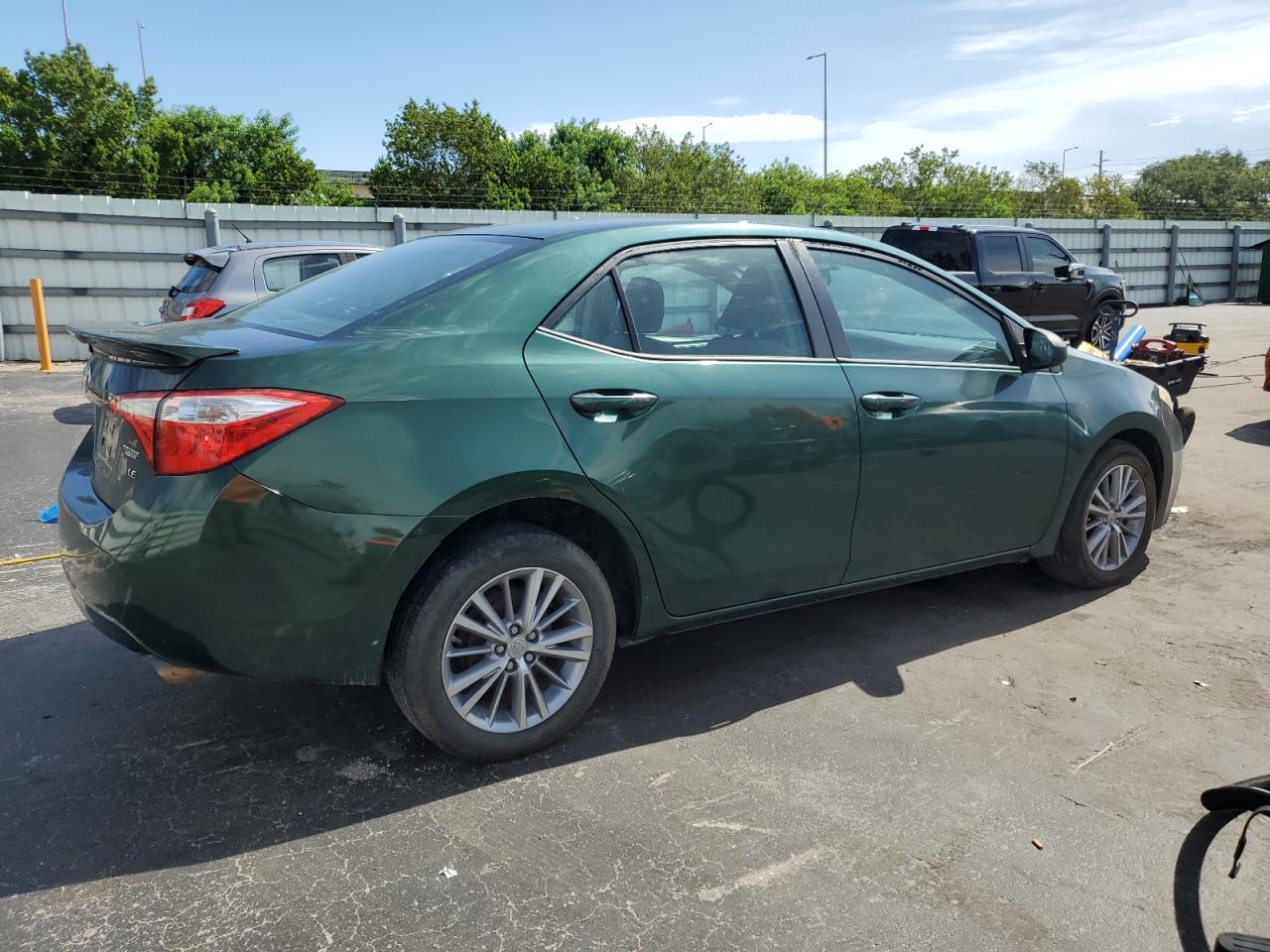 TOYOTA COROLLA 2014 VIN 5YFBURHE9EP017605 фото 3