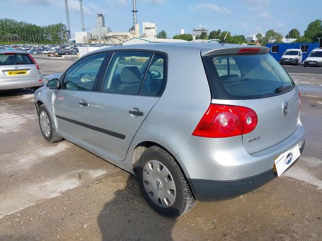 2006 VOLKSWAGEN GOLF S AUT