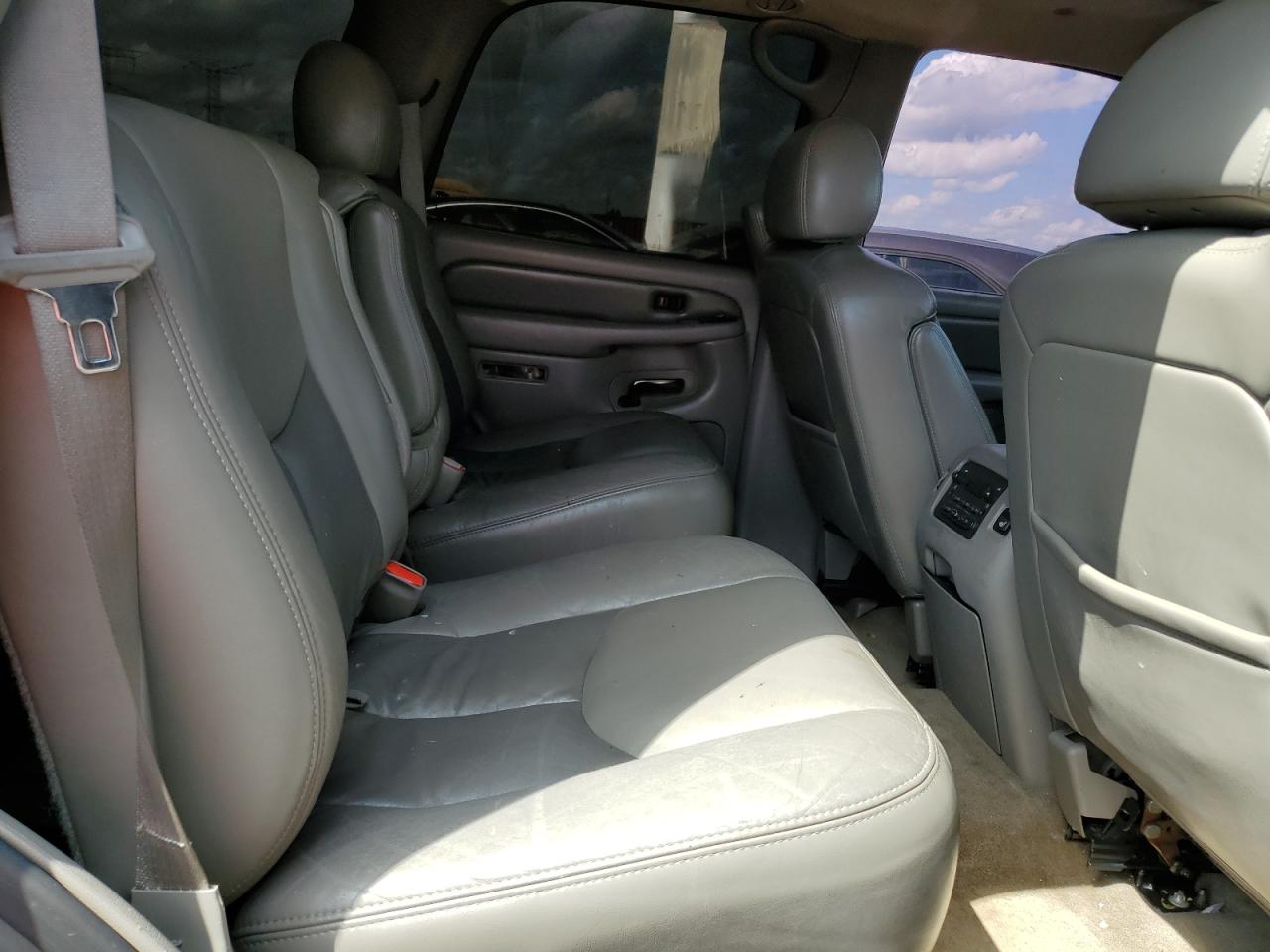 2005 GMC Yukon Denali VIN: 1GKEK63U95J204951 Lot: 62136875