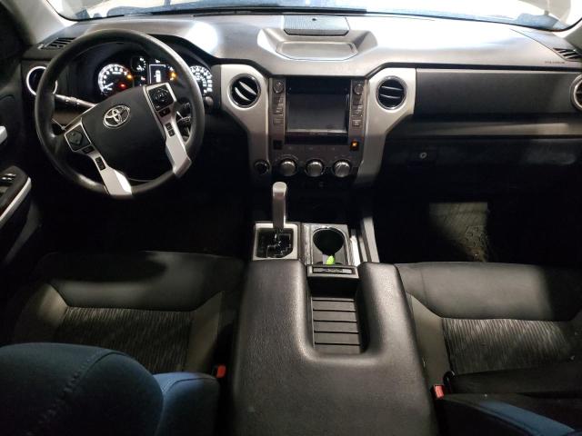  TOYOTA TUNDRA 2018 Srebrny