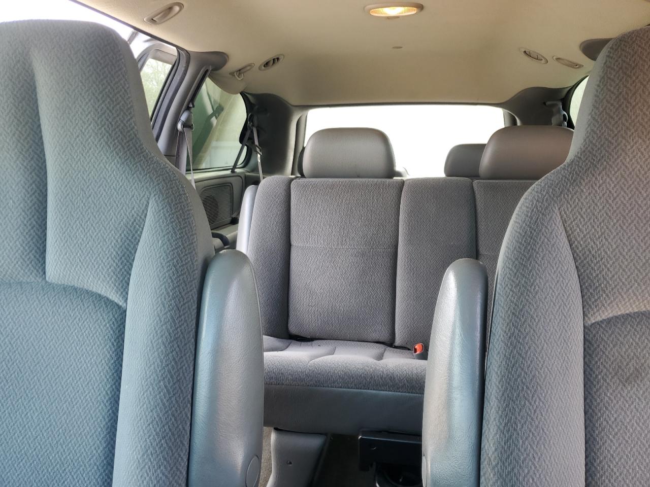 2005 Dodge Grand Caravan Se VIN: 1D4GP24R25B124574 Lot: 62271105