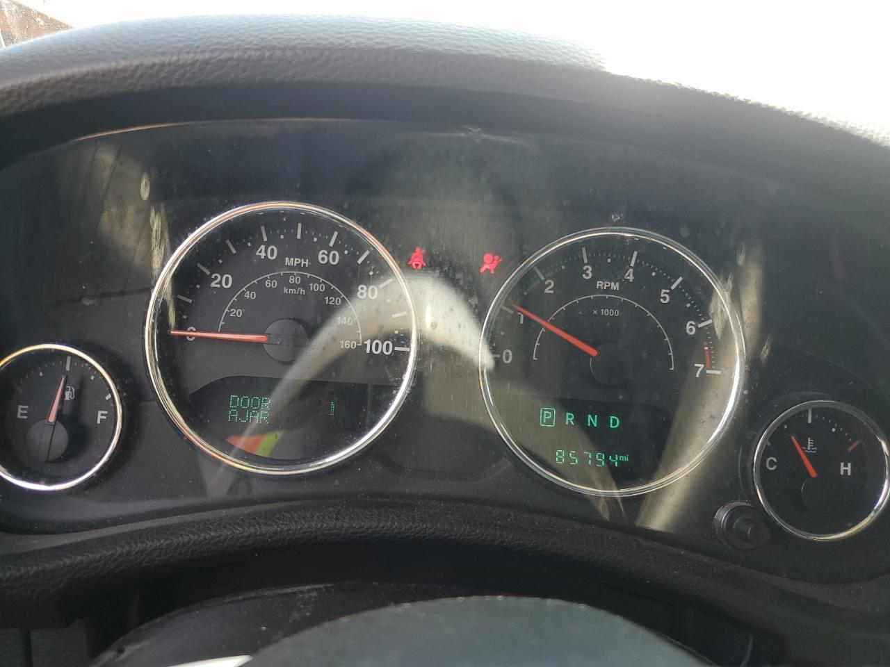 2014 Jeep Wrangler Sport VIN: 1C4AJWAG9EL307270 Lot: 62953215